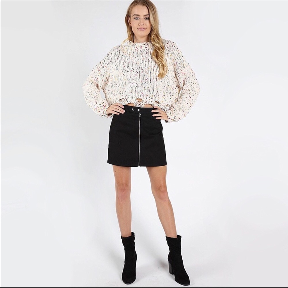 ❤️ LAST ONE! Chenille Embellished Confetti Sweater - Picture 5 of 7